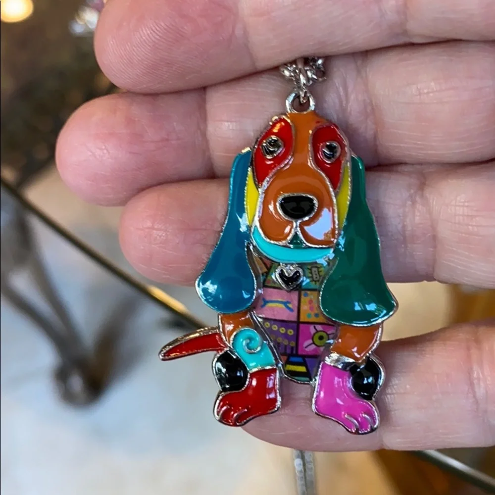 Basset Hound enameled metal sculptured necklace - Picture 4 of 5
